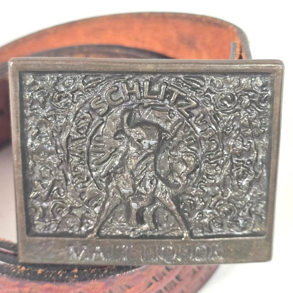Schlitz Malt Liquor Belt Mens Size 46 Brown Leather Basketweave Vtg Buckle Beer - Picture 3 of 5